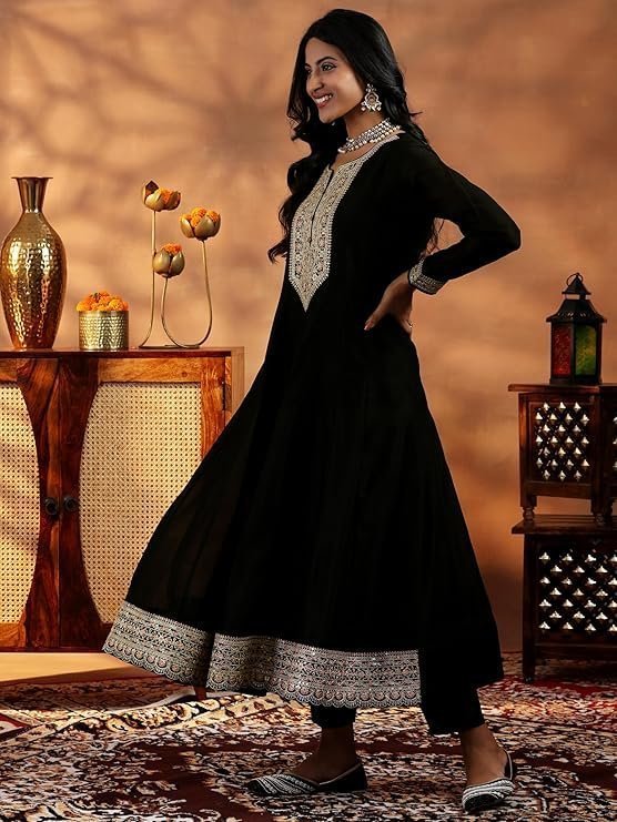 Black Silk Blend Yoke Design Kurta Sets for Women - Image 7