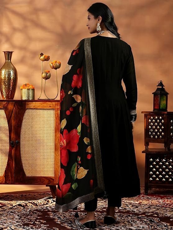 Black Silk Blend Yoke Design Kurta Sets for Women - Image 6